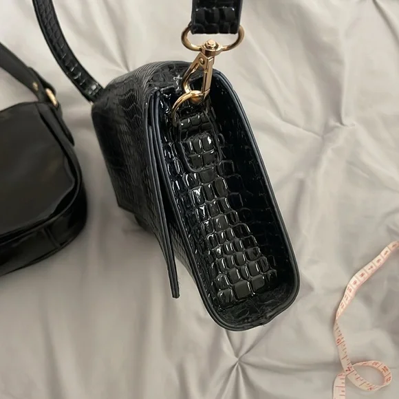 BUNDLE: Black Purses ✨⭐️ - Picture 12 of 12